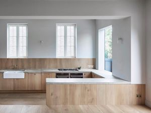 Kitchen- click for photo gallery